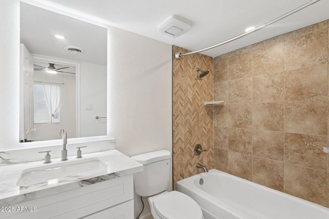 3313 N 68TH Street 203, Scottsdale, AZ 85251