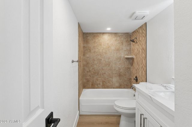 3313 N 68TH Street 203, Scottsdale, AZ 85251