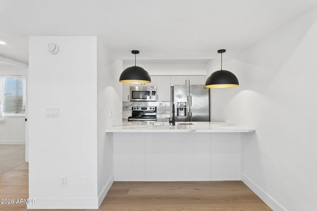 3313 N 68TH Street 203, Scottsdale, AZ 85251