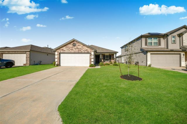 309 Cumberland Forest Drive, Magnolia, TX 77354