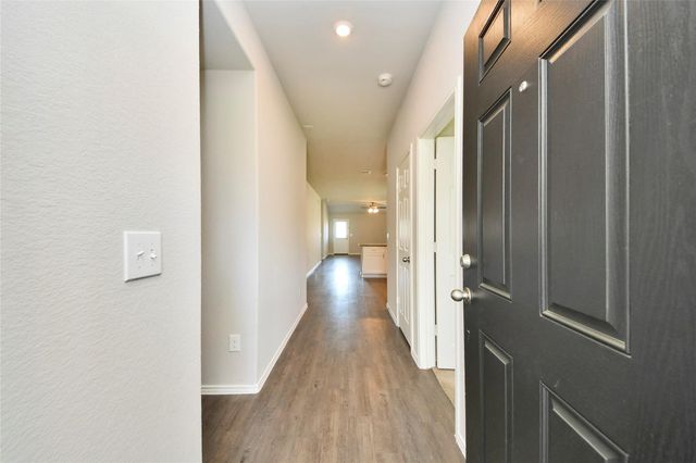 309 Cumberland Forest Drive, Magnolia, TX 77354