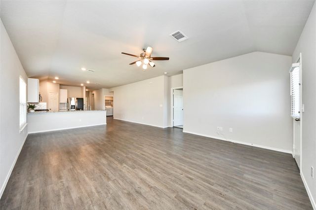 309 Cumberland Forest Drive, Magnolia, TX 77354