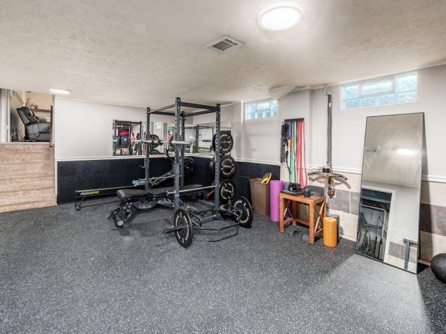 3671 Skyline Drive, Columbus, OH 43235