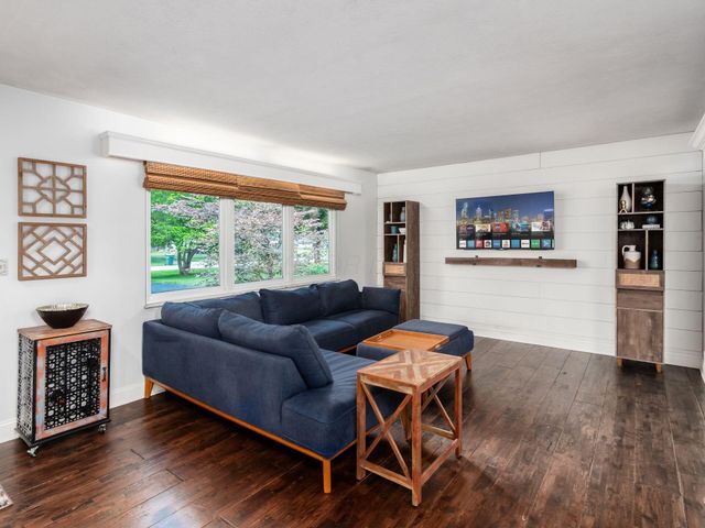 3671 Skyline Drive, Columbus, OH 43235