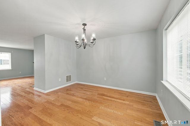 14 South Street 61, Danbury, CT 06810