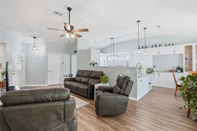 4839 14TH AVENUE E, Bradenton, FL 34208