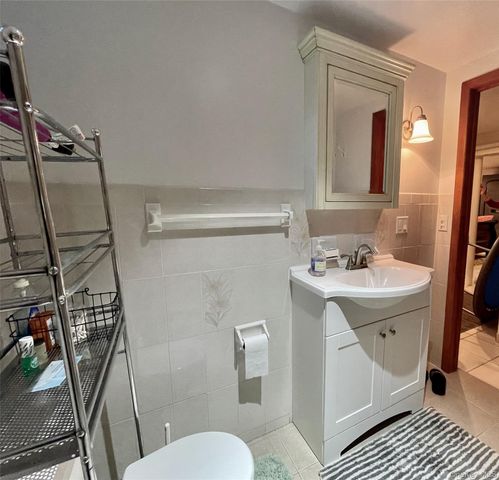 169 Old Mamaroneck Avenue B1, White Plains, NY 10605