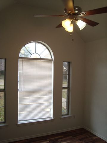 12812 Hilltop Drive, Balch Springs, TX 75180