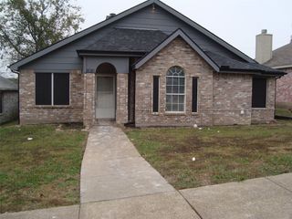 12812 Hilltop Drive, Balch Springs, TX 75180