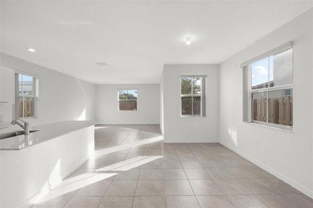 2441 NW 131st Circle 2441, Miami, FL 33167