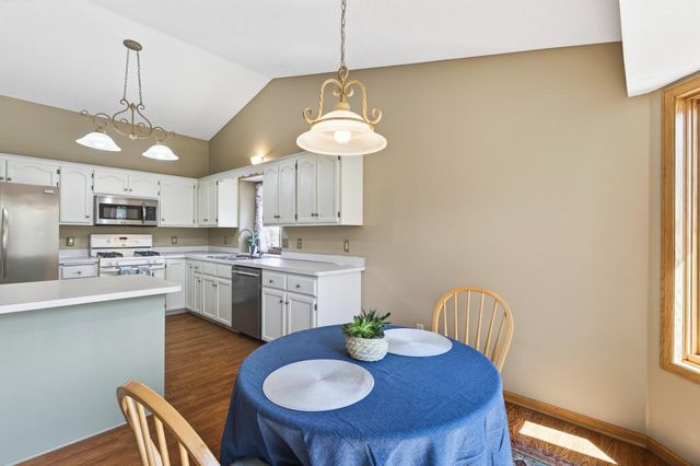 2810 Oak Ridge Drive, Monticello, MN 55362