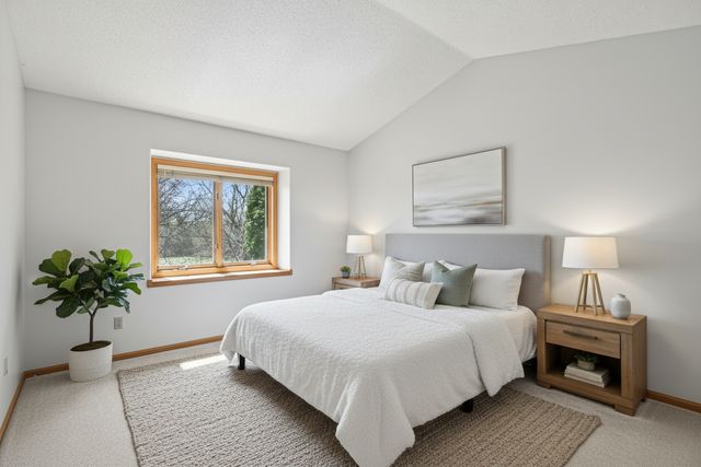 2810 Oak Ridge Drive, Monticello, MN 55362