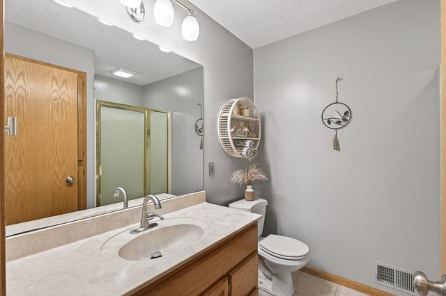 2810 Oak Ridge Drive, Monticello, MN 55362