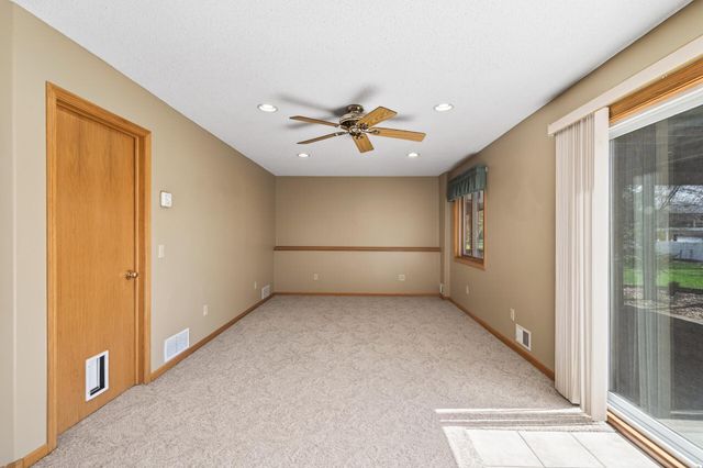 2810 Oak Ridge Drive, Monticello, MN 55362