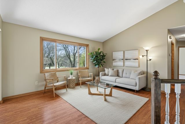 2810 Oak Ridge Drive, Monticello, MN 55362