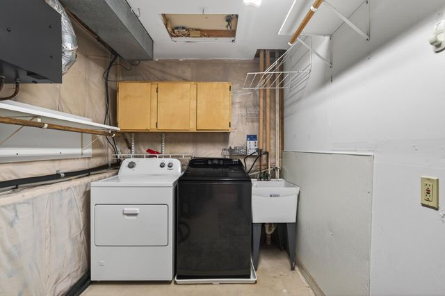 2810 Oak Ridge Drive, Monticello, MN 55362