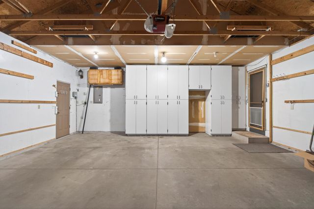 2810 Oak Ridge Drive, Monticello, MN 55362