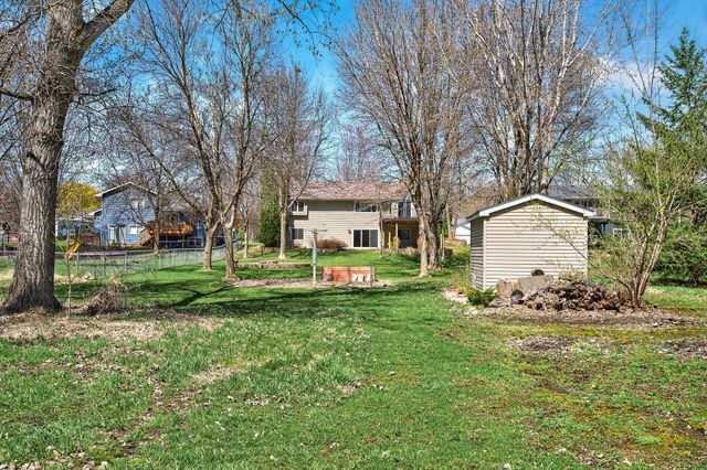 2810 Oak Ridge Drive, Monticello, MN 55362