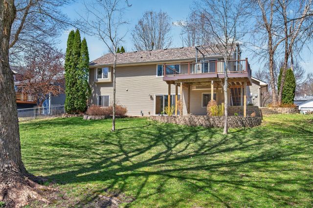 2810 Oak Ridge Drive, Monticello, MN 55362