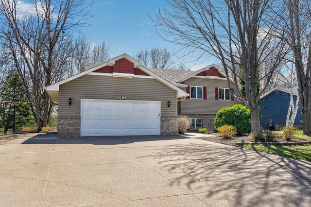 2810 Oak Ridge Drive, Monticello, MN 55362