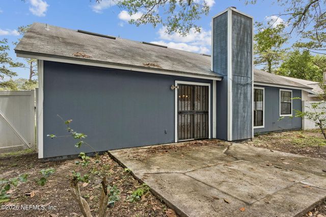 8848 VICTORIA LANDING Drive W, Jacksonville, FL 32208