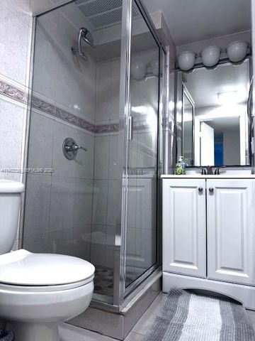 2301 Collins Ave 1025, Miami Beach, FL 33139