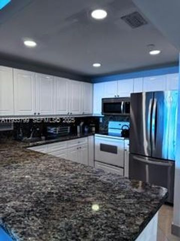 2301 Collins Ave 1025, Miami Beach, FL 33139