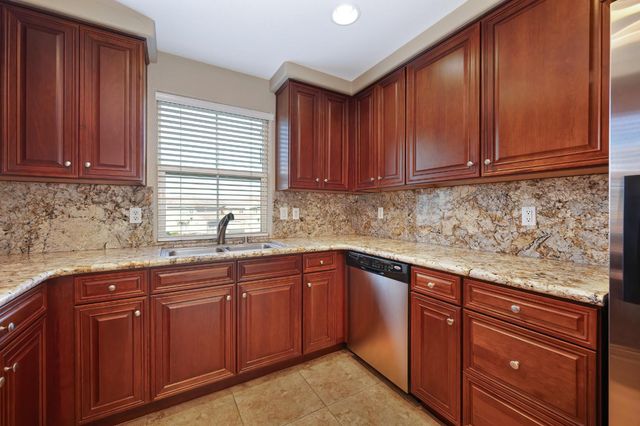 206 Dante Cir, Roseville, CA 95678