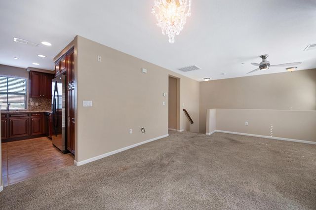 206 Dante Cir, Roseville, CA 95678