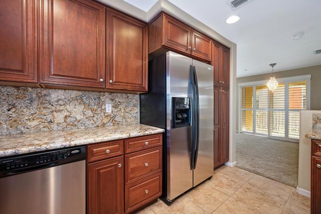 206 Dante Cir, Roseville, CA 95678