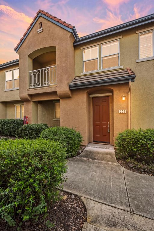 206 Dante Cir, Roseville, CA 95678