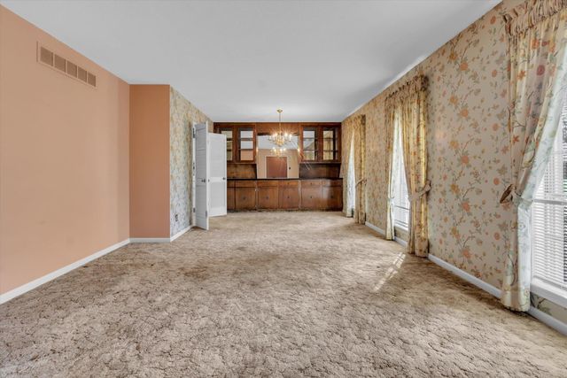 5298 OAK MEADOW AVE, Memphis, TN 38134