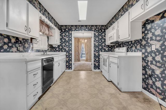 5298 OAK MEADOW AVE, Memphis, TN 38134