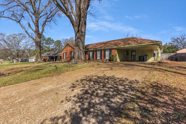 5298 OAK MEADOW AVE, Memphis, TN 38134