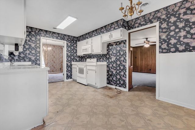 5298 OAK MEADOW AVE, Memphis, TN 38134