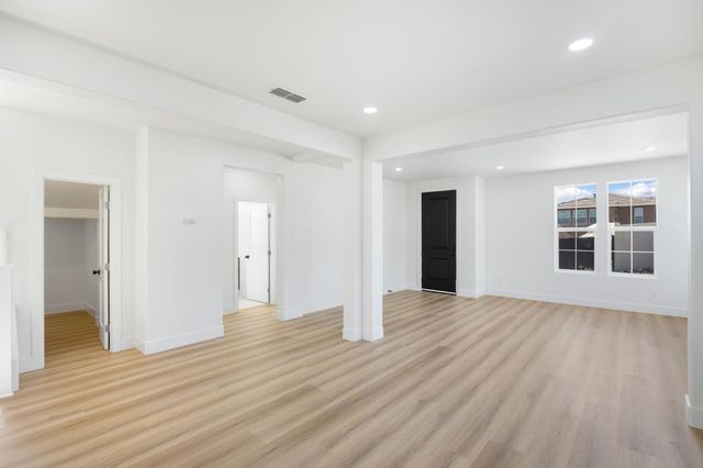 3616 Mallorca Ct, Cameron Park, CA 95682