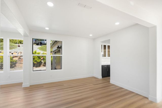 3616 Mallorca Ct, Cameron Park, CA 95682