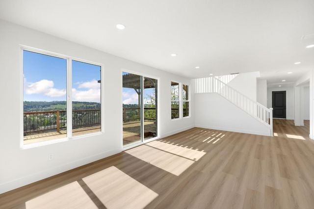 3616 Mallorca Ct, Cameron Park, CA 95682