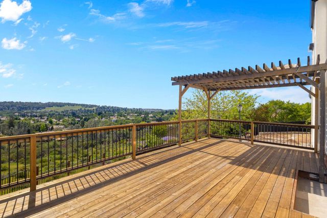 3616 Mallorca Ct, Cameron Park, CA 95682