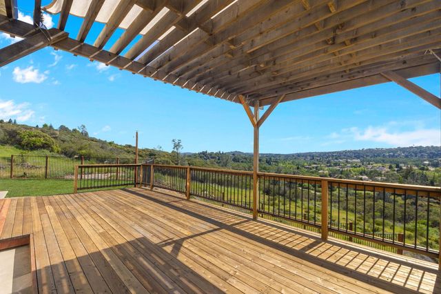 3616 Mallorca Ct, Cameron Park, CA 95682