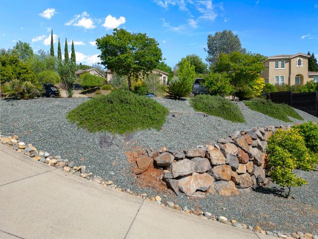 3616 Mallorca Ct, Cameron Park, CA 95682