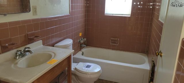 1102 IRELAND STREET, Wichita Falls, TX 76301