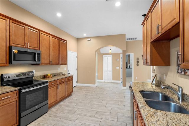 1111 TWIN RIVERS BOULEVARD, Oviedo, FL 32766