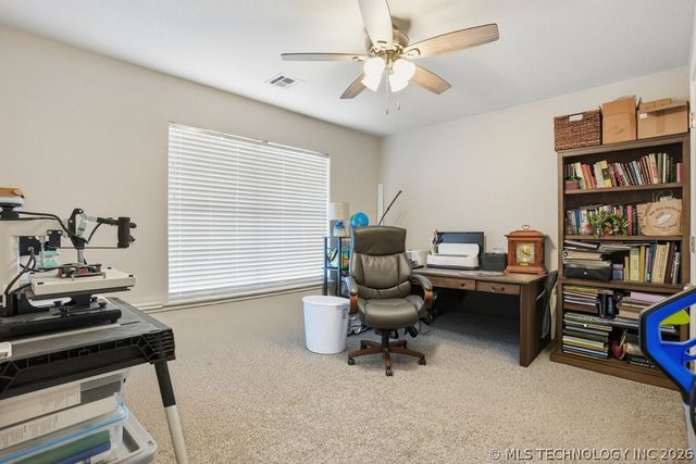 622 W Redwood Street West, Coweta, OK 74429