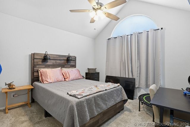 622 W Redwood Street West, Coweta, OK 74429