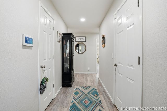 622 W Redwood Street West, Coweta, OK 74429