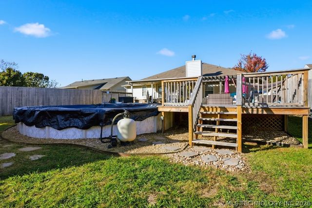 622 W Redwood Street West, Coweta, OK 74429