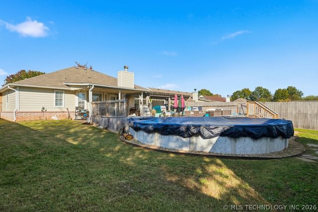 622 W Redwood Street West, Coweta, OK 74429