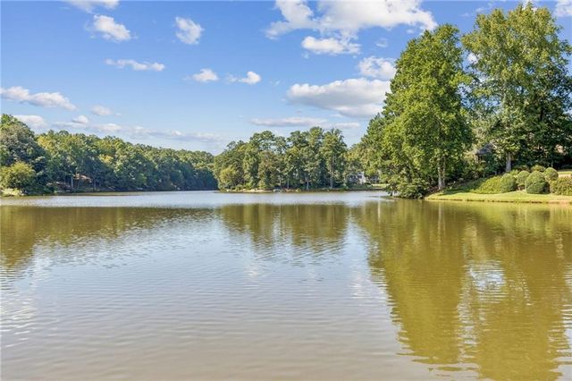 2755 Misty Morning Ln Lane, Roswell, GA 30076