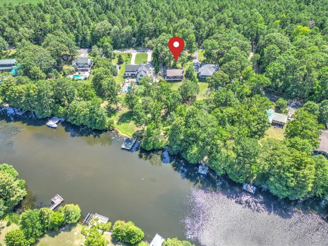 1226 Saint Julien Drive, Eutawville, SC 29048